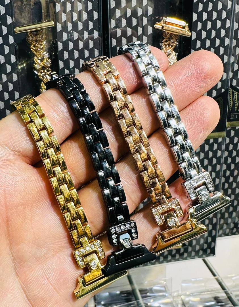 بدون عنوان