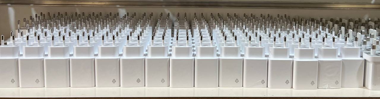 خرید آداپتور اورجینال 😍