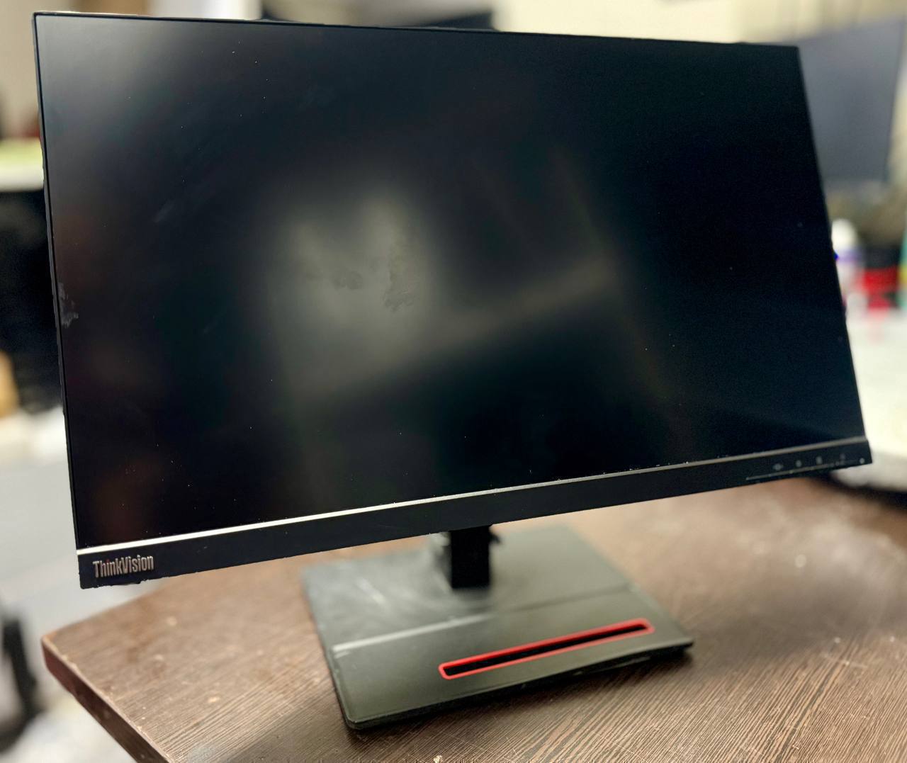 Monitor Lenovo