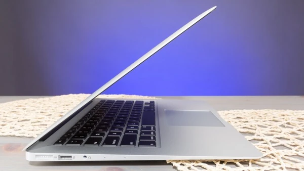 لپ تاپ استوک اپل مدل Macbook Air2017