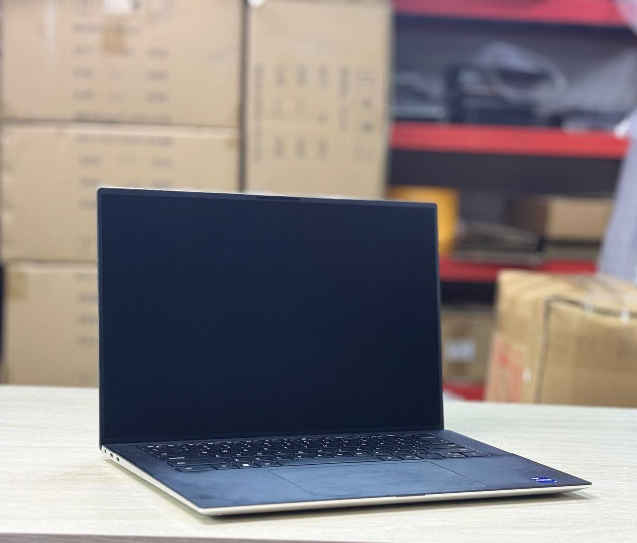 فروش لپ تاپ دل مدل XPS 15