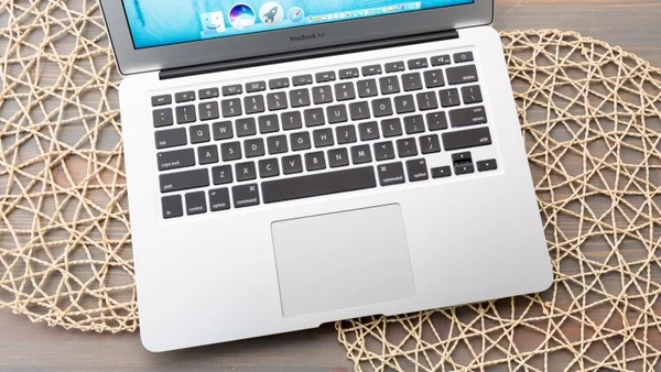 لپ تاپ استوک اپل مدل Macbook Air2015