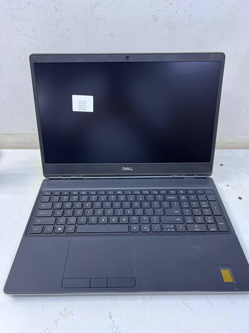 لپ تاپ مدل DELL