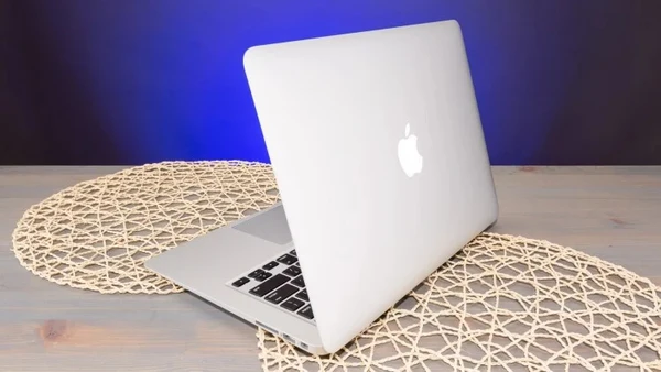 لپ تاپ استوک اپل مدل Macbook Air2017